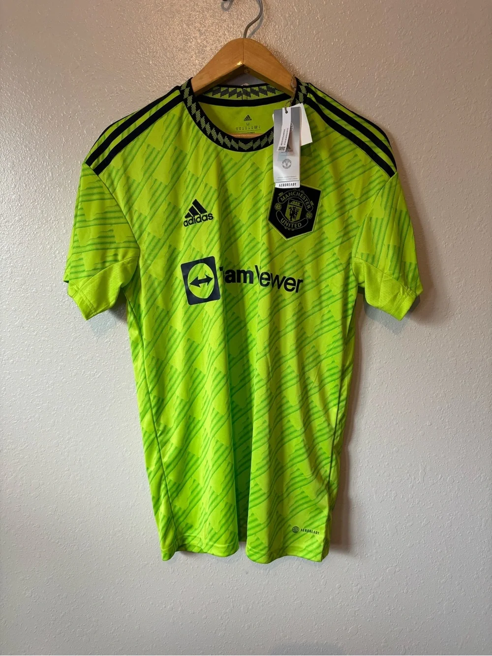 NWT Manchester United third jersey